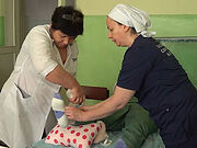 В Херсонской области сотрудники столичной больницы святителя Алексия провели обучение по уходу за тяжелобольными